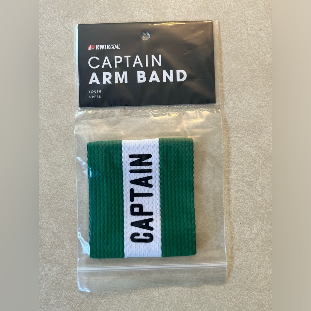 KWIK GOAL Captain Arm Band